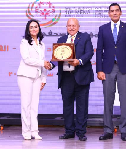 وزيرة التضامن الاجتماعي تشهد توقيع بروتوكول رعاية صندوق «قادرون باختلاف» لاستضافة مصر الألعاب الإقليمية العاشرة للأولمبياد الخاص بحضور وزير الشباب والرياضة