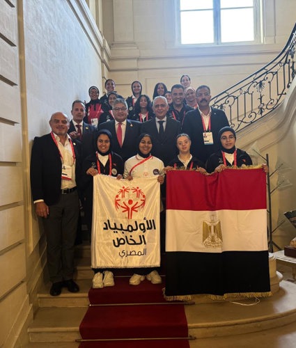 وزيرة التضامن الاجتماعي تتابع عروض منتخب مصر لكرة القدم الموحدة للسيدات في بطولة كأس العالم للأولمبياد الخاص بباريس